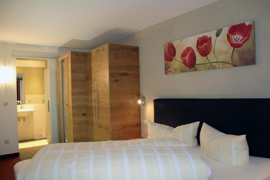 Appartements Zerzer Ried im Oberinntal Oda fotoğraf